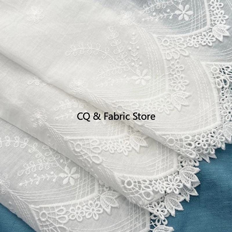 Is Sewing A Textile Craft - 28 cm breiter, floral bestickter Baumwollstoff,