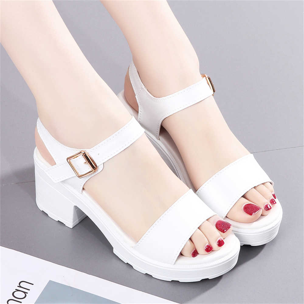 Natürliche Rindsleder-Sneaker  – Sewing Industry Bewertung und Preis