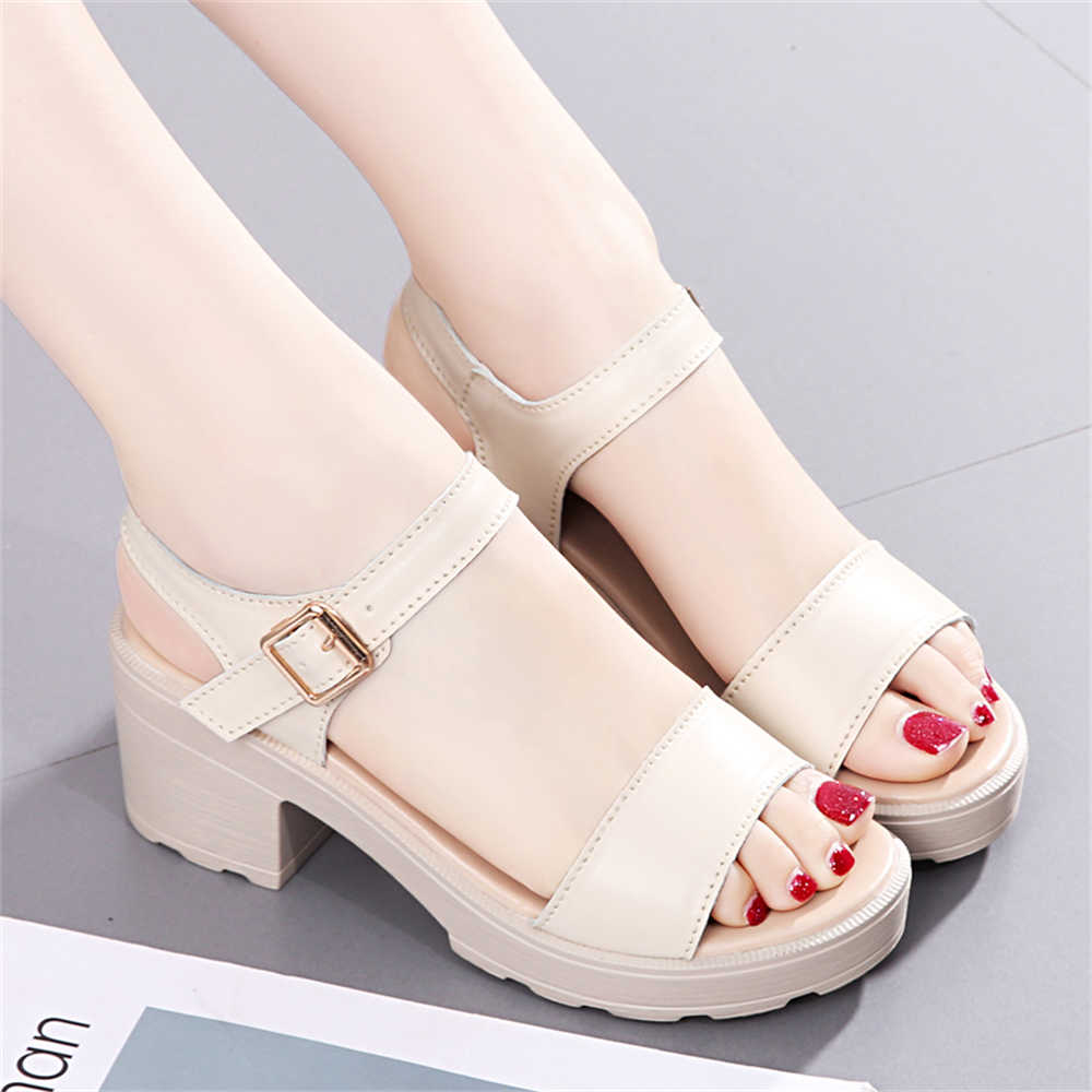 Natürliche Rindsleder-Sneaker  – Sewing Industry Bewertung und Preis