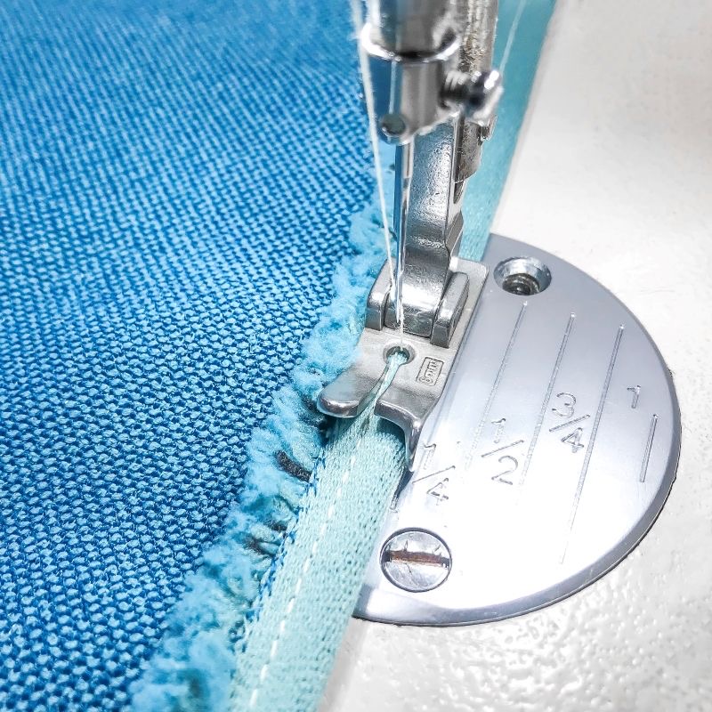 Industrielle Flachnähmaschine, – Rolled Hem Foot Bewertung und Preis