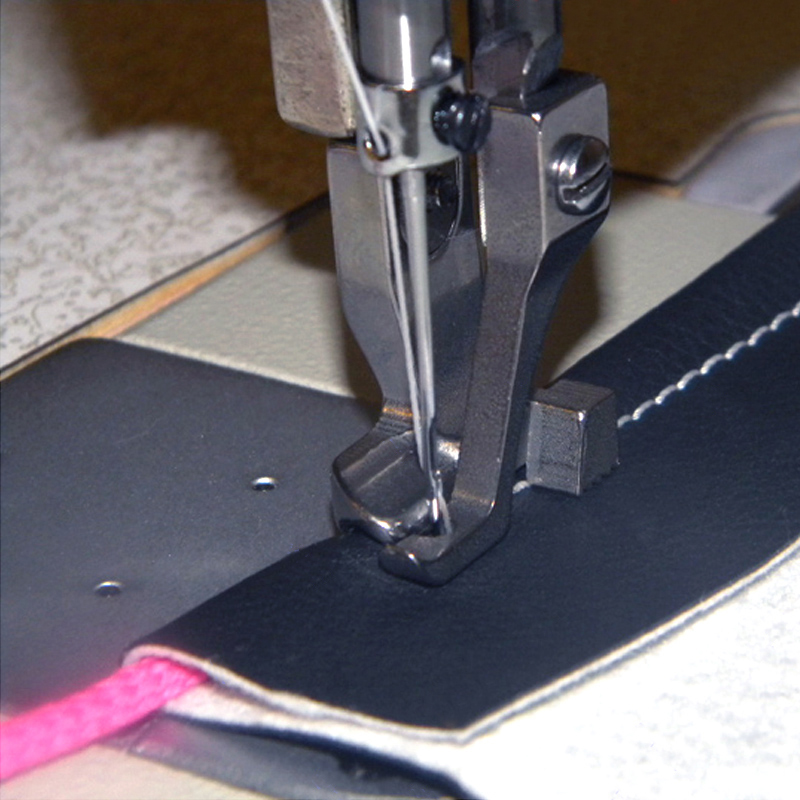 Industrieller Gehfuß, Nähmasch – Rolled Hem Foot Bewertung und Preis